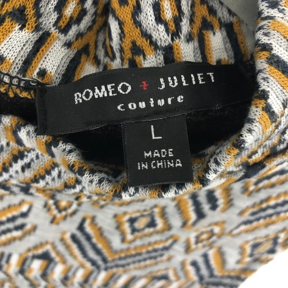 Romeo + Juliet Couture Tribal Print Tunic Top L - Picture 6 of 7